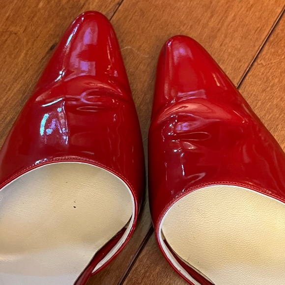 Todd Oldham Red Patent Leather Pointed-Toe Mules - Picture 4 of 9